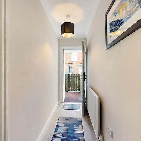 It'S Broadway Baby! Great House Close To City Centre ベルファスト エクステリア 写真