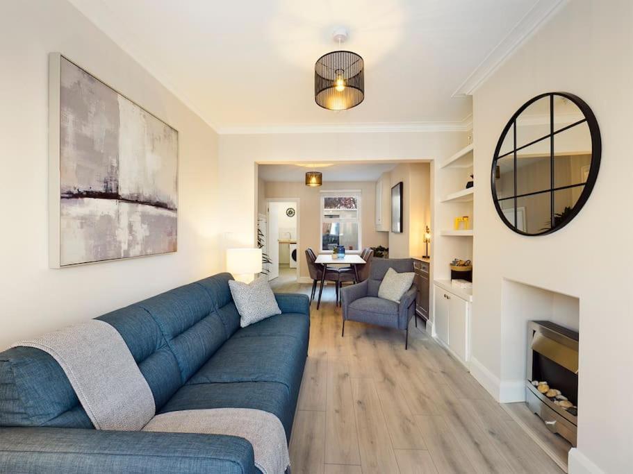 It'S Broadway Baby! Great House Close To City Centre ベルファスト エクステリア 写真